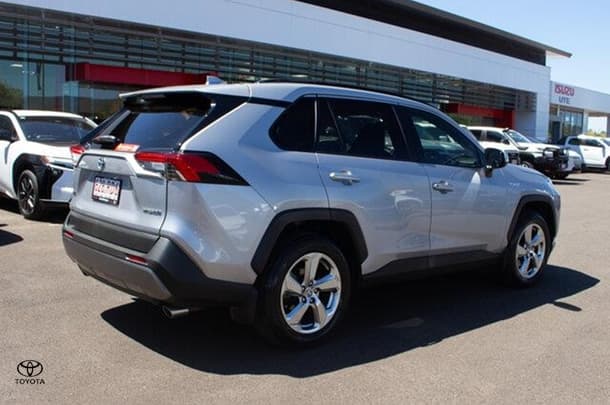 2021 Toyota RAV4 GX in Silver