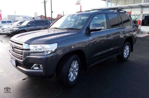 2020 Toyota Landcruiser VX in Silver