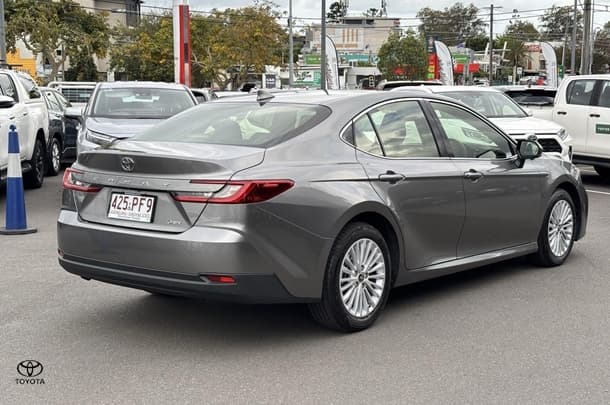 2026 Toyota Camry Ascent in Silver