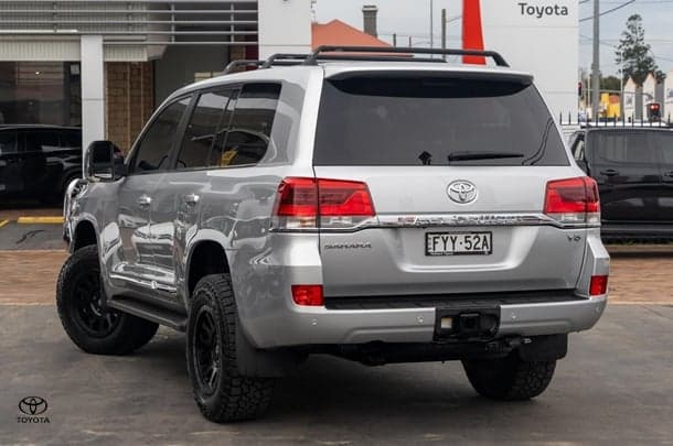 2019 Toyota Landcruiser Sahara in Silver