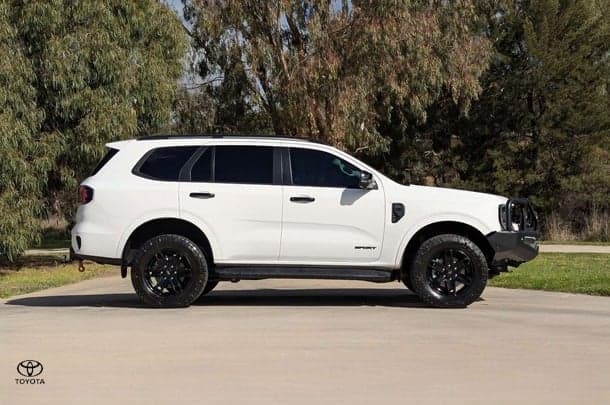 2023 Ford Everest Sport in White