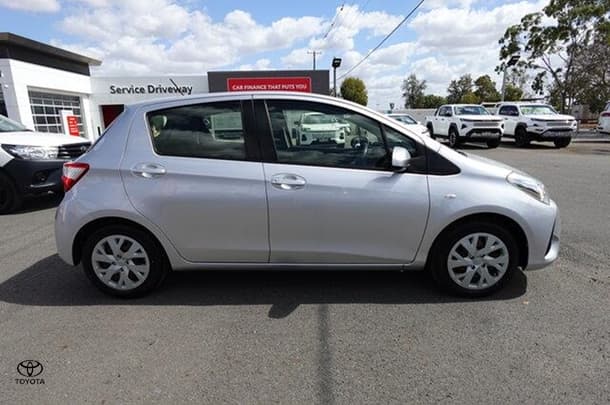 2017 Toyota Yaris Ascent in Silver