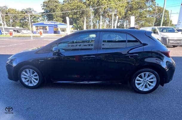 2024 Toyota Corolla Ascent Sport in Black