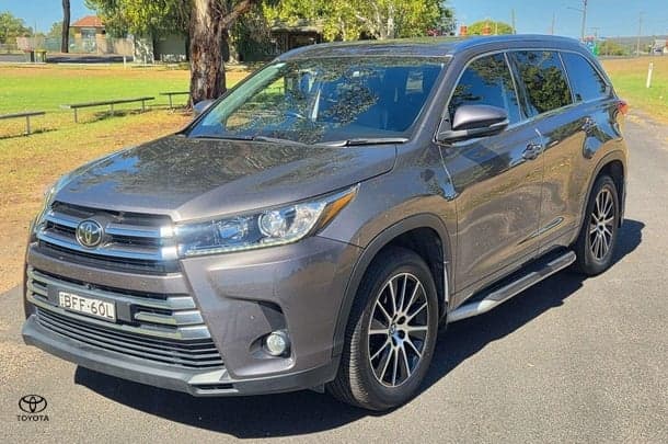 2017 Toyota Kluger AWD GRANDE in Grey