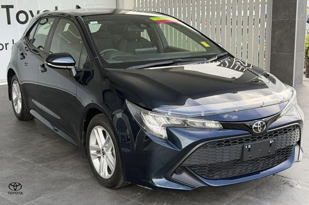 2018 Toyota Corolla Ascent Sport in Black
