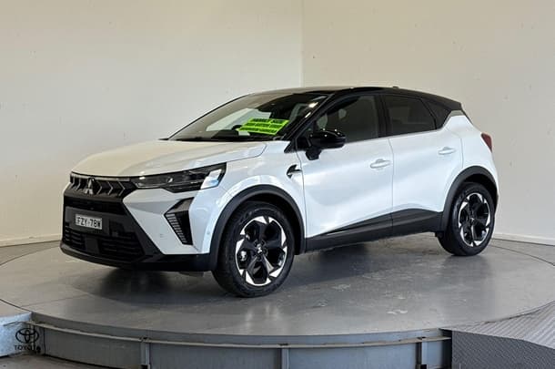 2025 Mitsubishi ASX Exceed in White
