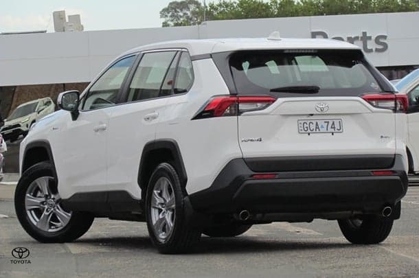 2024 Toyota RAV4 GX in White