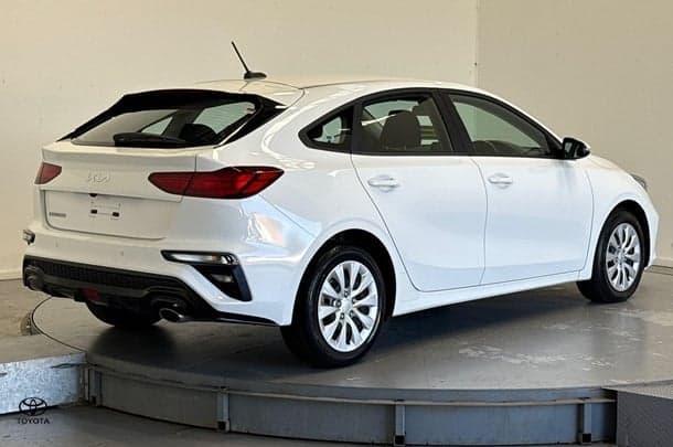 2024 Kia Cerato S in White