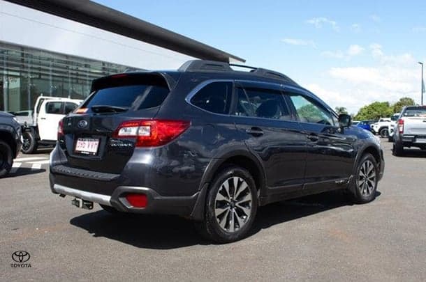 2015 Subaru Outback 2.5i Premium in Grey