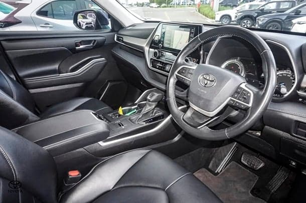 2021 Toyota Kluger GXL AWD in Black