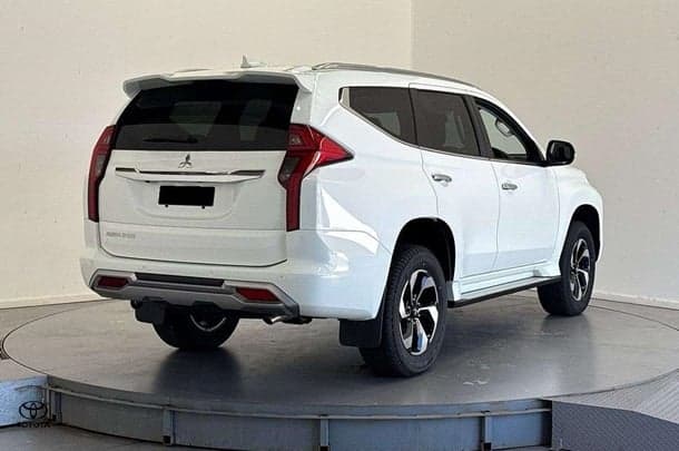2024 Mitsubishi Pajero Sport Exceed in White