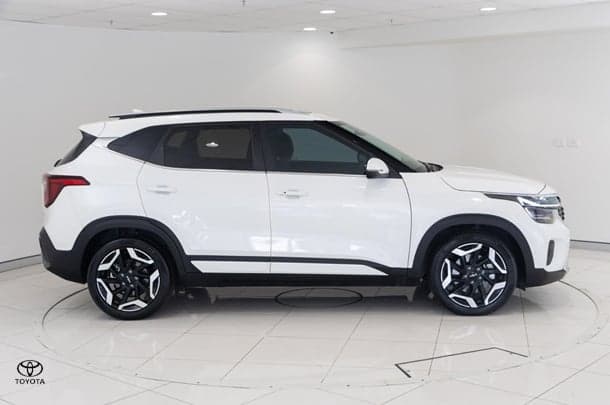 2022 Kia Seltos GT-Line in White
