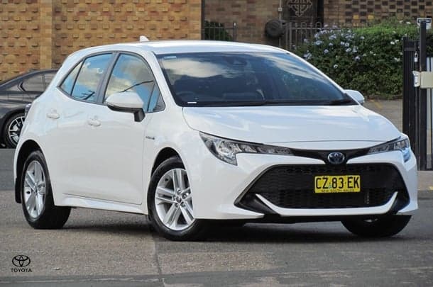 2020 Toyota Corolla Ascent Sport Hybrid in White