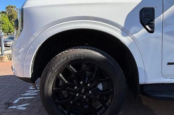 2023 Ford Everest Sport in White