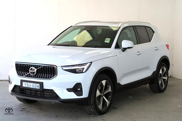 2025 Volvo XC40 Ultra B4 Bright in Other