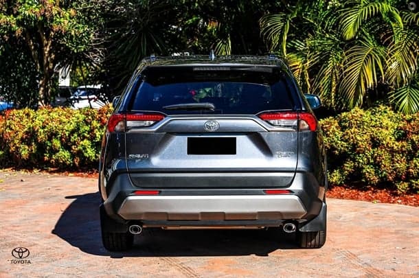 2025 Toyota RAV4 Cruiser 2WD in Silver