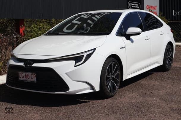 2023 Toyota Corolla ZR in White