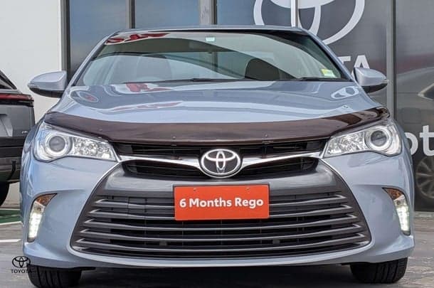 2017 Toyota Camry Altise in Blue