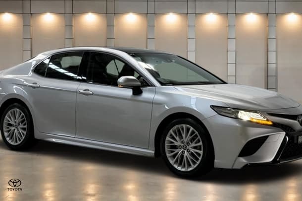 2017 Toyota Camry SL in Silver