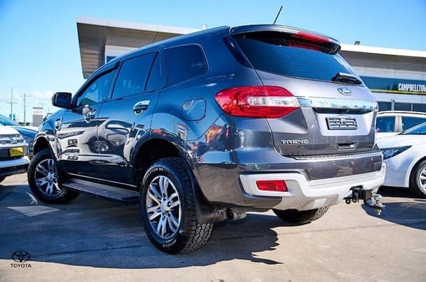 2021 Ford Everest Trend in Grey