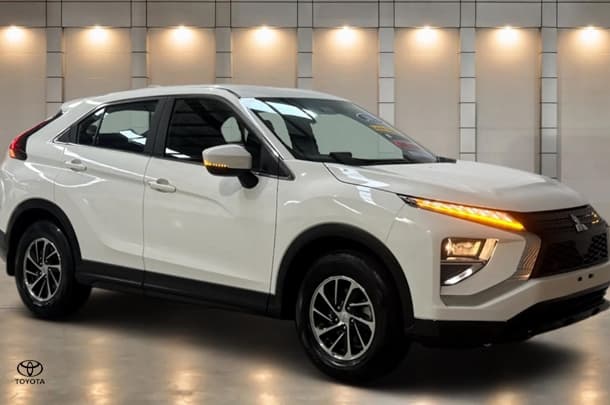 2023 Mitsubishi Eclipse Cross ES in White