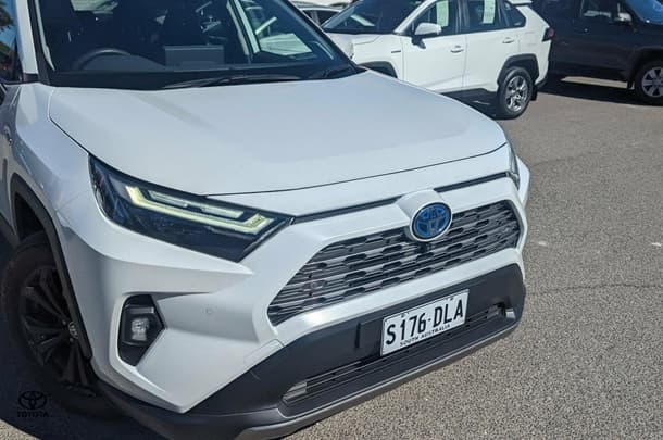 2023 Toyota RAV4 Cruiser 2WD in White