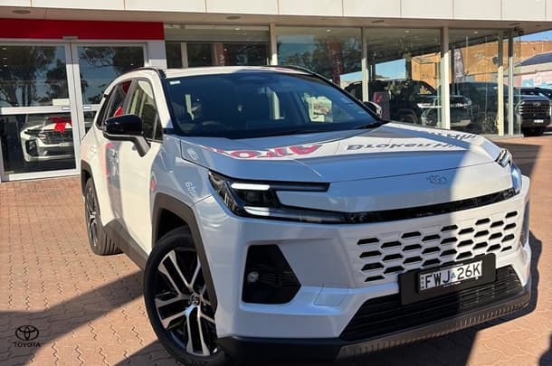 2026 Toyota RAV4 Cruiser in White