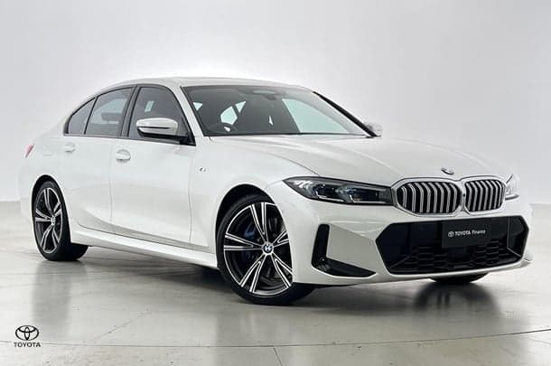 2023 BMW 3 Series 330i M Sport in White