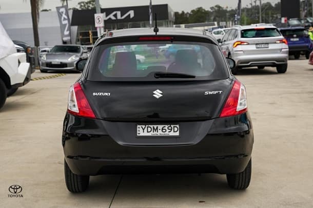 2015 Suzuki Swift GL in Other