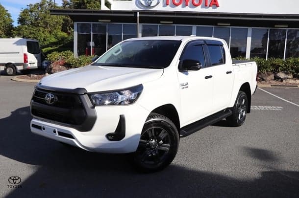 2023 Toyota Hilux SR in White