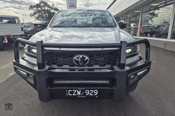 2024 Toyota Hilux SR5 48V in Silver