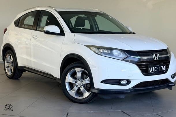 2016 Honda HR-V VTi-S in White
