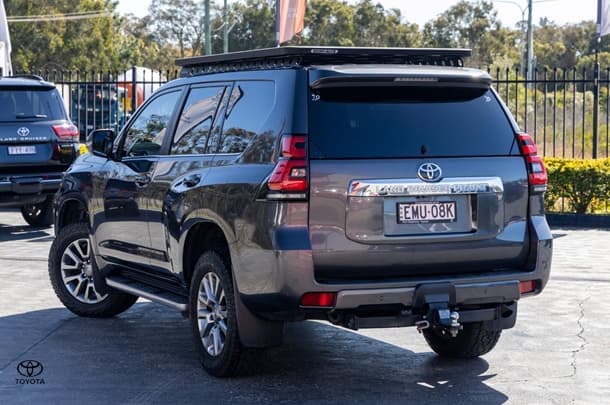 2021 Toyota Landcruiser Prado VX in Grey