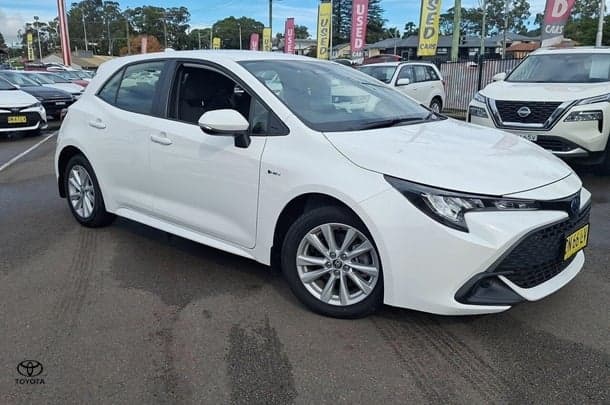 2025 Toyota Corolla Ascent Sport in White