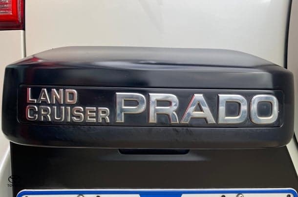 2017 Toyota Landcruiser Prado VX in White