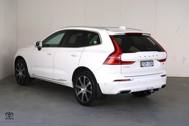 2020 Volvo XC60 D4 Inscription in White