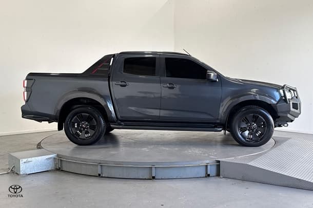 2022 Isuzu D-MAX X-TERRAIN in Other