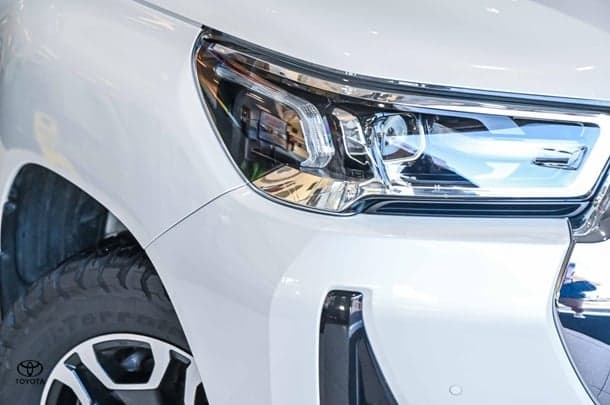 2022 Toyota Hilux SR5 in White