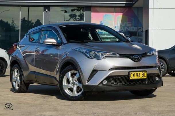 2019 Toyota C-HR Standard AWD in Silver