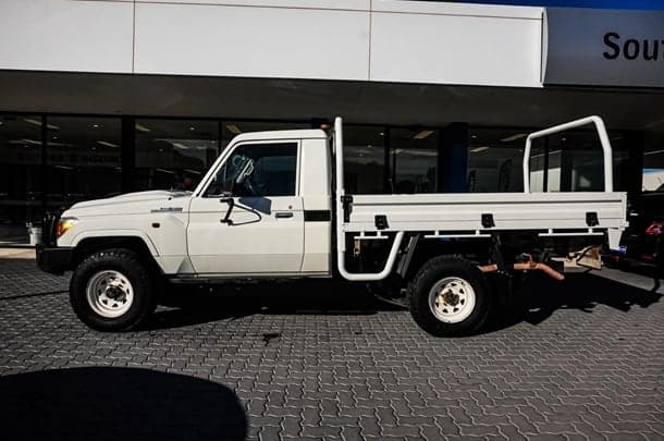 2019 Toyota Landcruiser Workmate in White