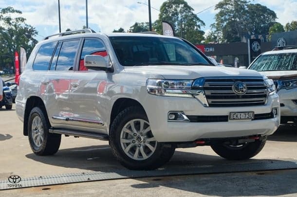 2020 Toyota Landcruiser Sahara in White