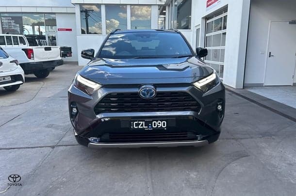 2024 Toyota RAV4 XSE (AWD) in Two Tone Black