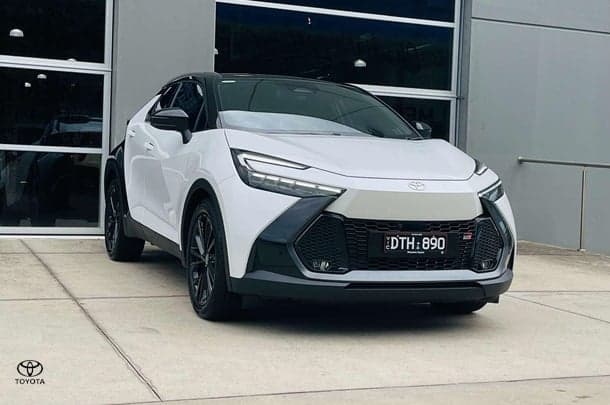 2025 Toyota C-HR GR Sport in White