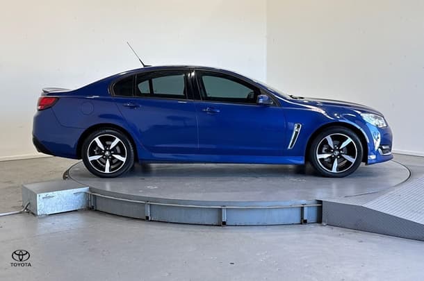 2017 Holden Commodore SV6 in Blue