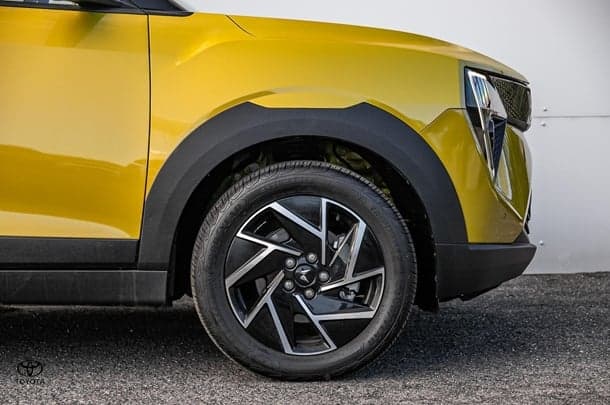 2025 Mahindra XUV3XO AX7L in Other