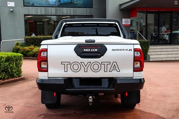 2020 Toyota Hilux Rugged X in White