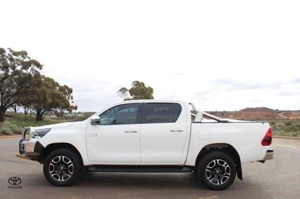 2020 Toyota Hilux SR5 in White