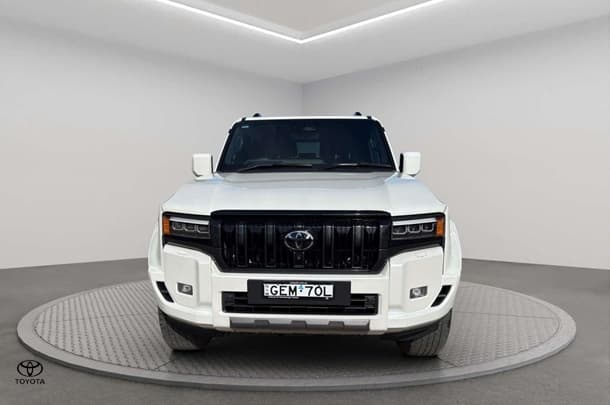 2024 Toyota Landcruiser Prado VX in White