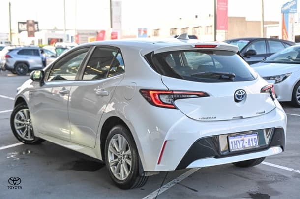 2023 Toyota Corolla Ascent Sport Hybrid in White