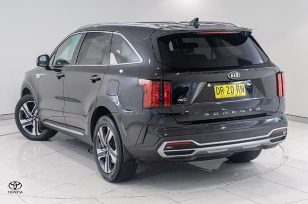 2020 Kia Sorento Sport+ in Black